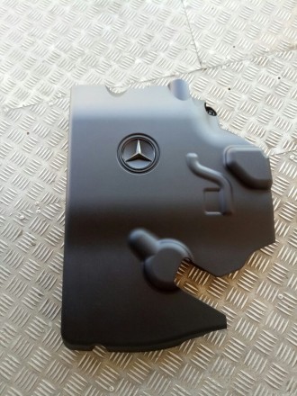 Декоративна кришка  мотора для Mercedes Vito-Sprinter ОМ 651. Бу, оригінальна в . . фото 6
