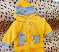 Желтый костюм на Малыша из плюшевой пряжи с мордочкой Бобра, одевался несколько . . фото 2