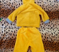 Желтый костюм на Малыша из плюшевой пряжи с мордочкой Бобра, одевался несколько . . фото 4