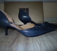 Продаю женские кожаные туфли Fellini, синего цвета. По стельке - 25 см. Обували . . фото 4