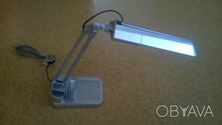 Настольная лампа с подставкой производства компании "MAGNUM";

Материал подста. . фото 1