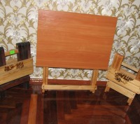 складной столик изготовлен столешница лам. дсп ,ножки из дерева размеры высота 5. . фото 3