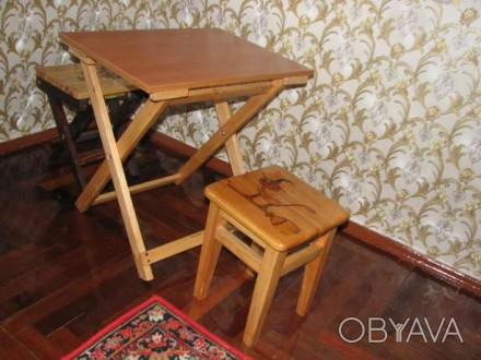 складной столик изготовлен столешница лам. дсп ,ножки из дерева размеры высота 5. . фото 1