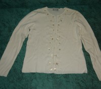 2 блузки за 50 грн. Одна белая красивая нарядная, другая х/б по-проще, один разм. . фото 2