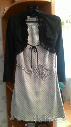 Красивое официальное болеро на завязках
Состояние 5
Платье тоже продается (см.. . фото 1