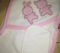 Полотенце с уголком и рукавичкой для новорожденного 
Вытереть ребенка после куп. . фото 2