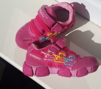 Продам розовые кроссовки для девочки, размер 21, длина по стельке 13 см. Состоян. . фото 3