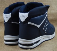 Аккуратные зимние мужские кроссовки отлично смотрятся на ноге. бюджетный вариант. . фото 8