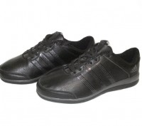 Кроссовки Adidas натуральная кожа

РАЗМЕРЫ: 41 (26,5 см)
Распродажа последней. . фото 2
