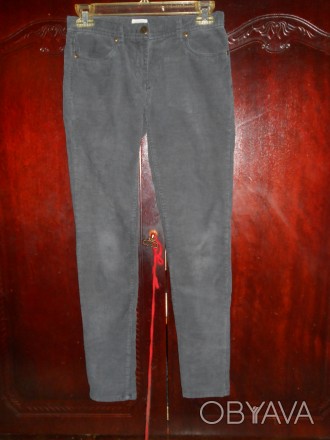 Серые вельветовые (микро вельвет)джинсы на 12 лет,в поясе вставлен
регулятор об. . фото 1
