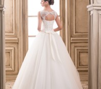 Большой выбор свадебных платьев вы найдёте у нас!!!
http://wedding-shop.com.ua/. . фото 4