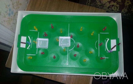 Настольный футбол моего детства. В свое время с друзьями могли играть в него час. . фото 1