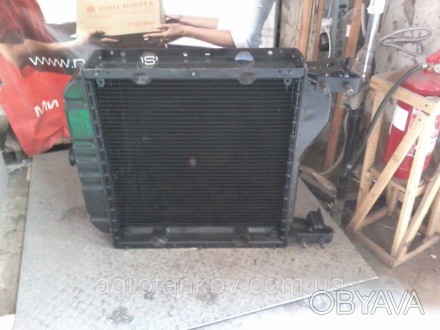 Радиатор системы охлаждения двигателя Алтайского моторного завода А-01, А-41, Д-. . фото 1