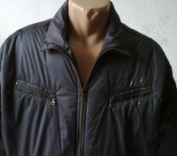Легкая куртка на тоненьком синтепоне, верх - плащевка.
В наличии размеры: 48, 5. . фото 5