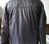 Легкая куртка на тоненьком синтепоне, верх - плащевка.
В наличии размеры: 48, 5. . фото 7