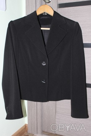 Пиджак женский черный классический размер M/L. Состояние очень хорошее.. . фото 1