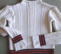 Очень теплый свитер молочного цвета,коротенький, с красивым узором, разм.S. В от. . фото 5
