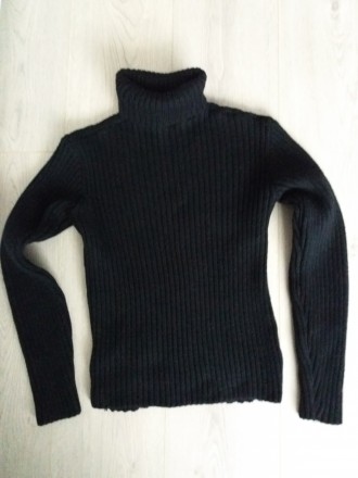 Теплый свитер насыщенного черного цвета с красивым узором в отличном состоянии, . . фото 6