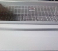 Купить морозильный ларь б/у с гнутым стеклом AHT Athen 210 XL, по выгодной цене . . фото 3