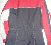 Фирменная спортивная куртка Crane. Цвет комбинированный: красный темно синий и с. . фото 3