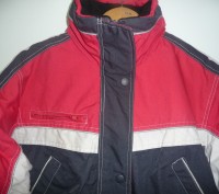Фирменная спортивная куртка Crane. Цвет комбинированный: красный темно синий и с. . фото 5