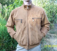 Продам замшевую итальянскую куртку(легкое бу,идеальное состояние,очень мало носи. . фото 2