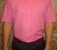 Рубашка мужская розовая на короткий рукав ТМ George Hormani

Состояние отлично. . фото 2