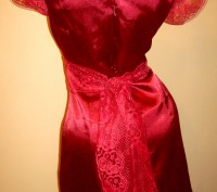 Платье бордо с гепюровыми вставками. Очень похоже на то что носит Тина Кароль :). . фото 6