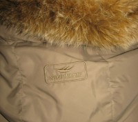 Пальто зимнее, для девочки подростка, оливкового цвета, с капюшоном на молнии, м. . фото 3