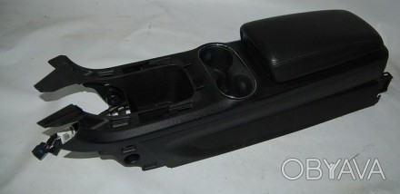 Консоль центральная подлокотник Chevrolet Volt 11-15 кожа. . фото 1