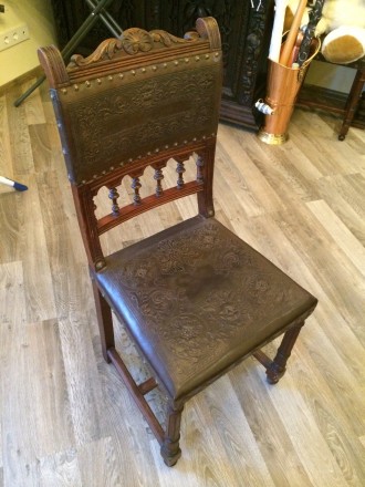 Стол и шесть стульев в стиле Генрих 2, изготовленные в Франции в конце 19 века. . . фото 5