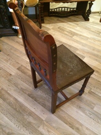Стол и шесть стульев в стиле Генрих 2, изготовленные в Франции в конце 19 века. . . фото 6