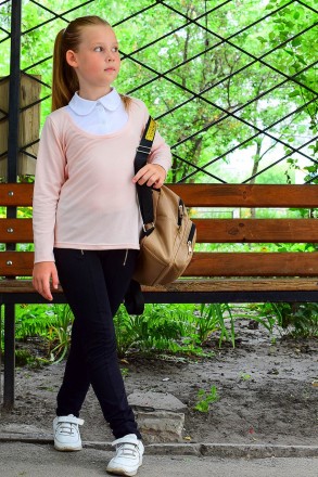 Блуза школьная "Ариэль"

Модель выполнена из однотонной фуликры. Очень мягкая . . фото 6