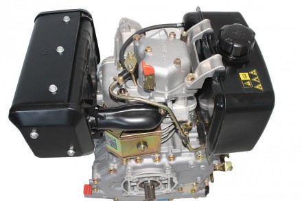 Двигатель дизельный GrunWelt GW186FВ (9,5 л.с., шлицы)
GrunWelt GW186FВ - дизель. . фото 3