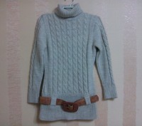 свитер -туника очень мягкий, машинной вязки, удобен и красив на девочке, ниже по. . фото 2