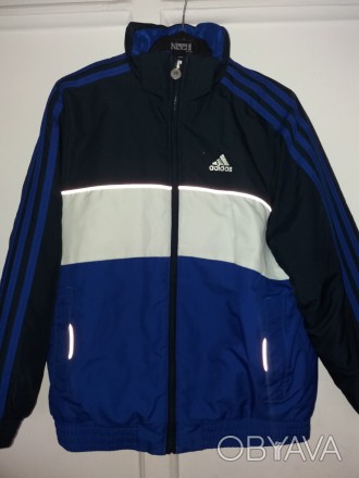 Фирменная куртка Adidas, 10 - 12 лет, 138 - 150см
длина - 55 см
рукав - 51 см
. . фото 1