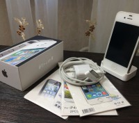 iPhone 4 32GB. Телефон в идеальном состоянии(ни царапины), спереди матовая пленк. . фото 6