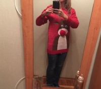 теплый,длинный свитер,яркий , на девушку размер 44-46, с ярким красным бубоном (. . фото 3