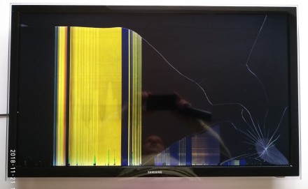 Плата снята с работоспособного телевизора Samsung UE32H4500AK с механическим пов. . фото 10