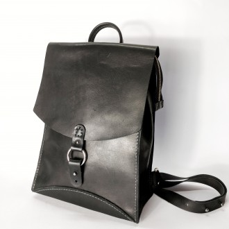 Женский городской рюкзак выполнен из натуральной кожи КРС черного цвета. Прошит . . фото 4