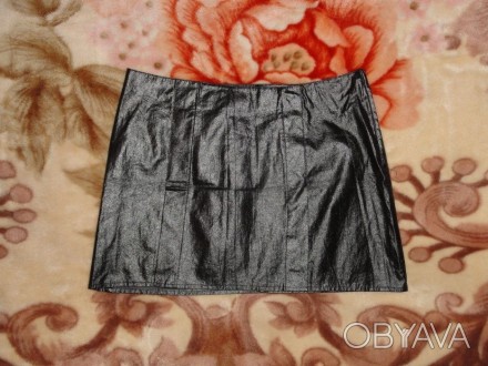 Кожаная мини-юбка от итальянского бренда «SHS» из эко-кожи, cо скрытой застёжкой. . фото 1