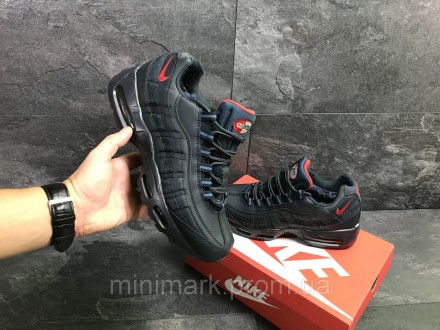 Кроссовки зимние Nike Air Max 95
Материал: нубук, пресс кожа, мех искусственный
. . фото 5