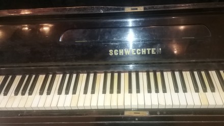 старовинне піаніно німкцьке в хорошому стані фірма швестер настроєне. . фото 5
