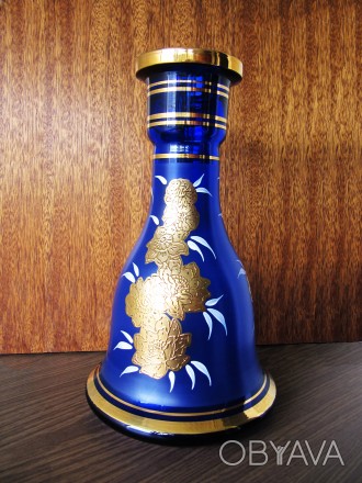 Эта ваза из цветного стекла изготовлена в г. Подебрады на заводе фирмы Богемия л. . фото 1