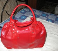 Продам новую сумку, легкая и вместительная из качественного кожзама. . фото 2