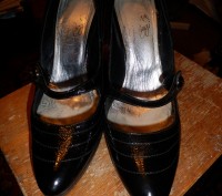 лаковые туфли,LORENA FADDI,высота каблука 11 см,удобная колодка. . фото 4