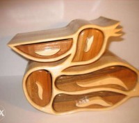 Шкатулка в форме пеликана с пяти отделениями изготовлена из натурального дерева . . фото 2