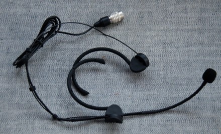 Радіосистема Audio-Technica 2000 series з наголовним мікрофоном. Привезена з США. . фото 8
