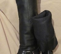 Весенне - осенние сапоги ботфорты, 35 размер
черные, 
высокие (49см), кожаные,. . фото 2