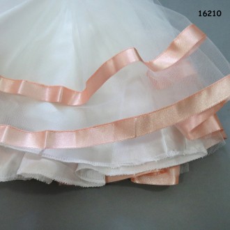 Нарядное платье для девочки
Верх платья: трикотаж с сеточкой сверху; низ 4х-сло. . фото 4